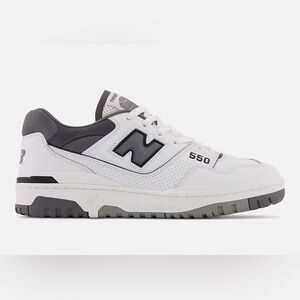 New Balance Womens 550 shoe
